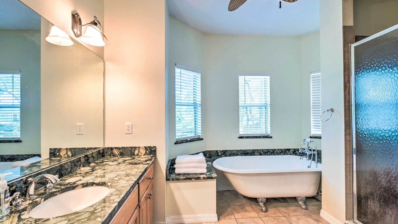 Photo of Bathroom in Edgar