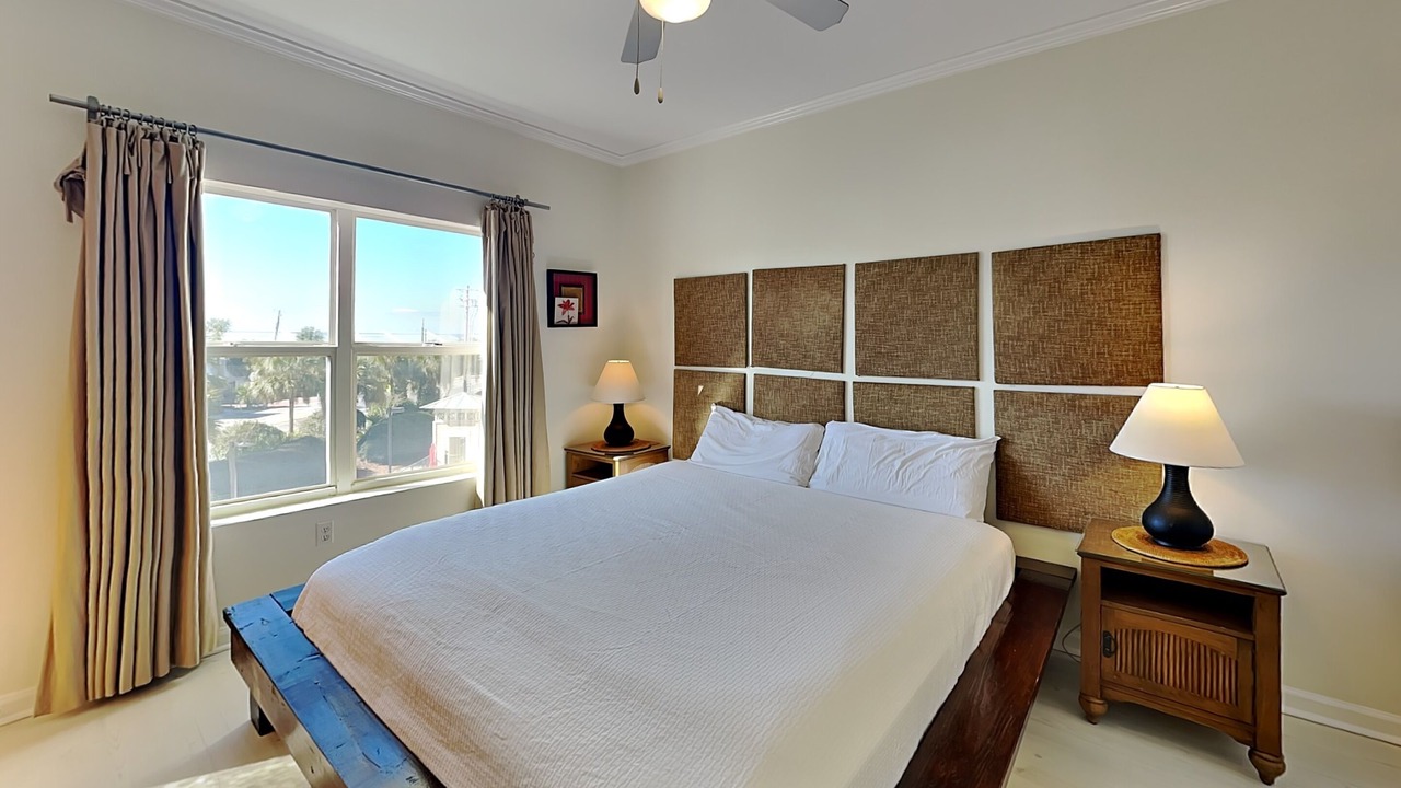 Photo of Bedroom in Frangista Beach