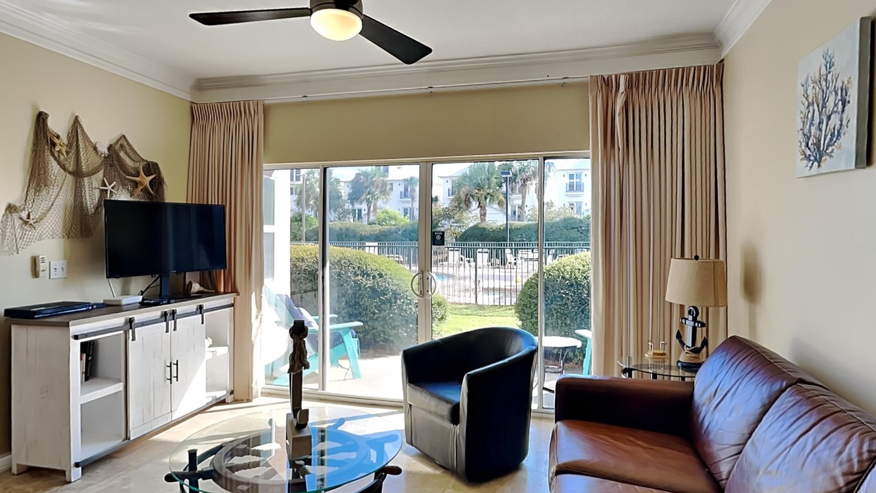 Photo of Livingroom in Frangista Beach