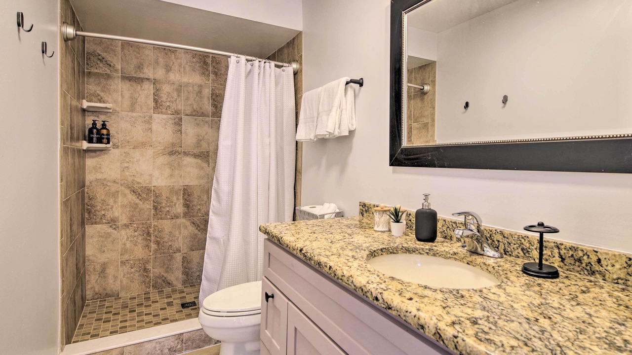Photo of Bathroom in Golden Beach Estates