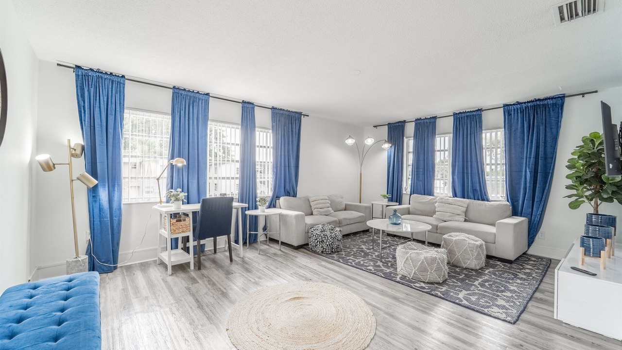 Photo of Livingroom in Survey Creek