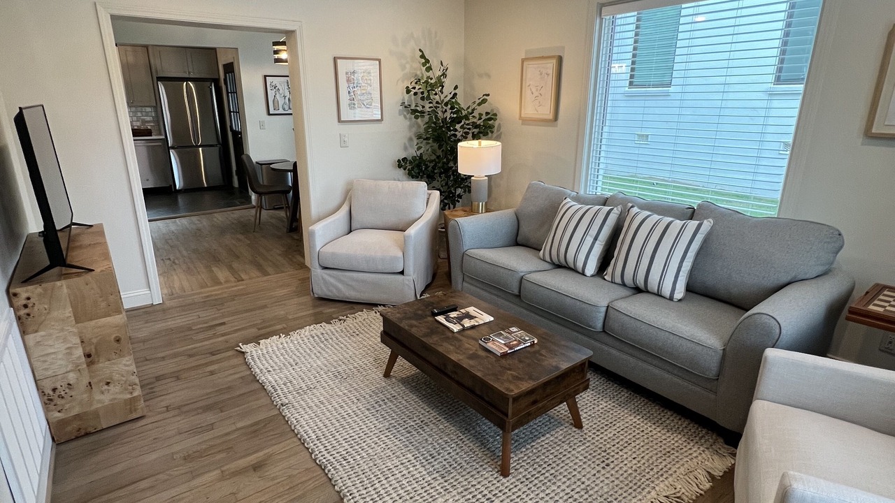 Photo of Livingroom in Homewood