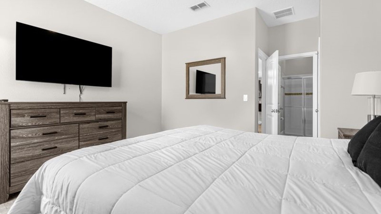 Photo of Bedroom in Sunridge Woods
