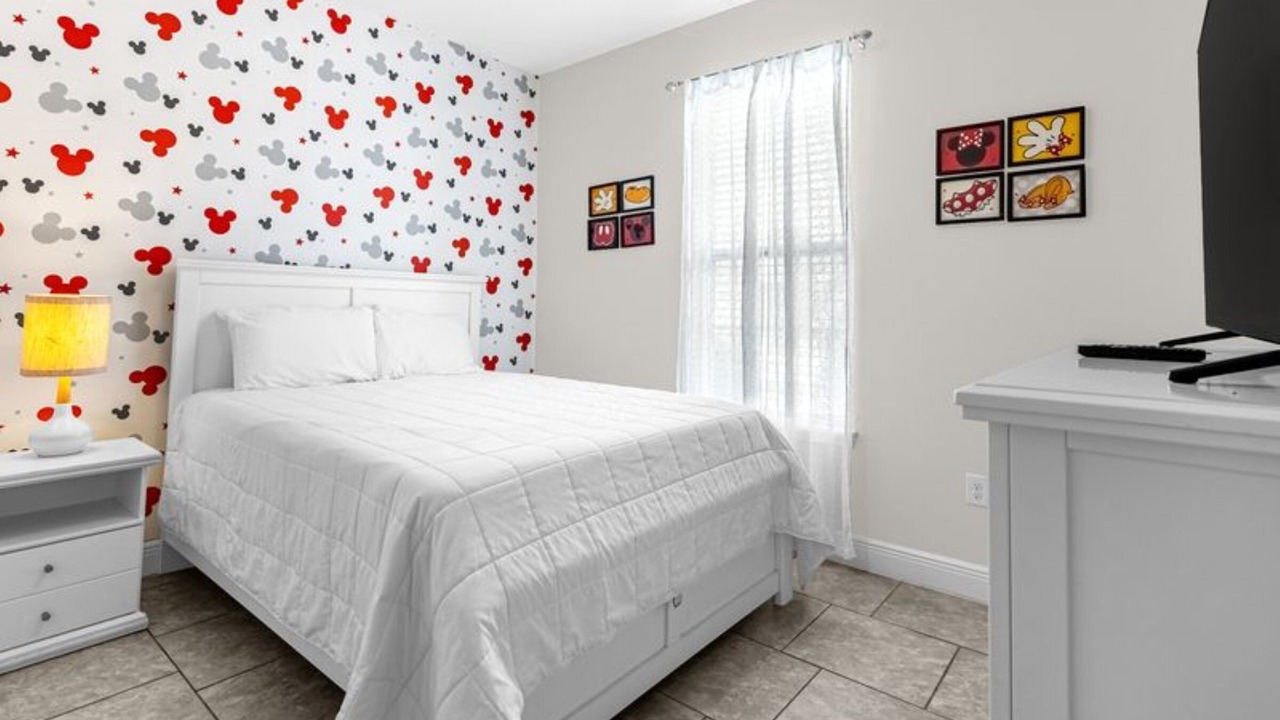 Photo of Bedroom in Sunridge Woods