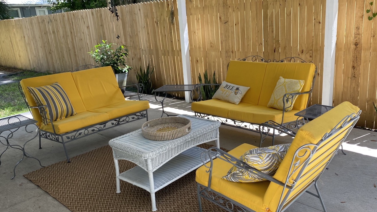 Photo of Patio Balcony in Pleasant Street