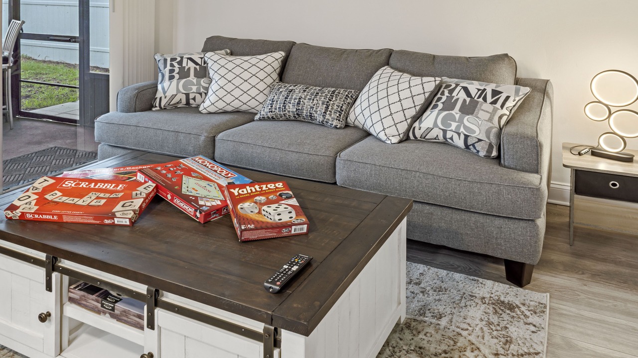 Photo of Livingroom in South Pinellas Community Council