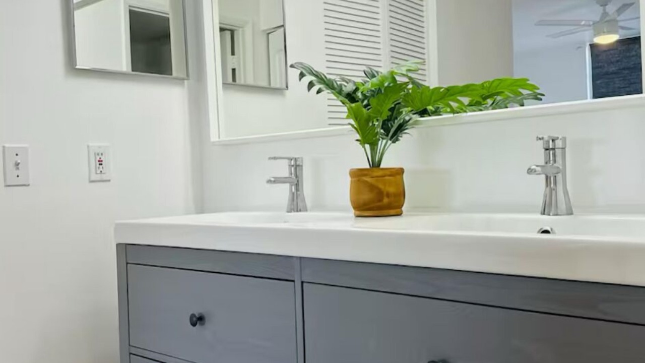 Photo of Bathroom in Aventura