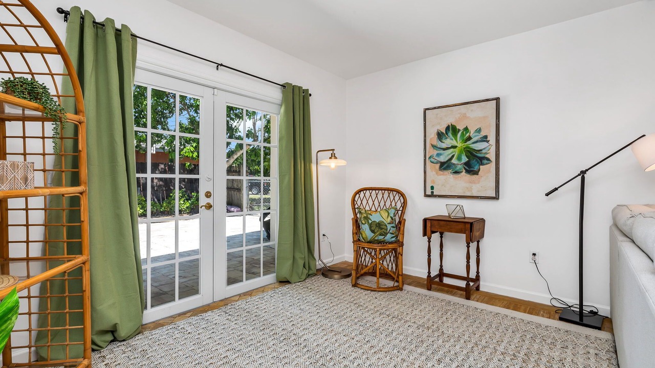 Photo of Bedroom in Lake Clarke Shores