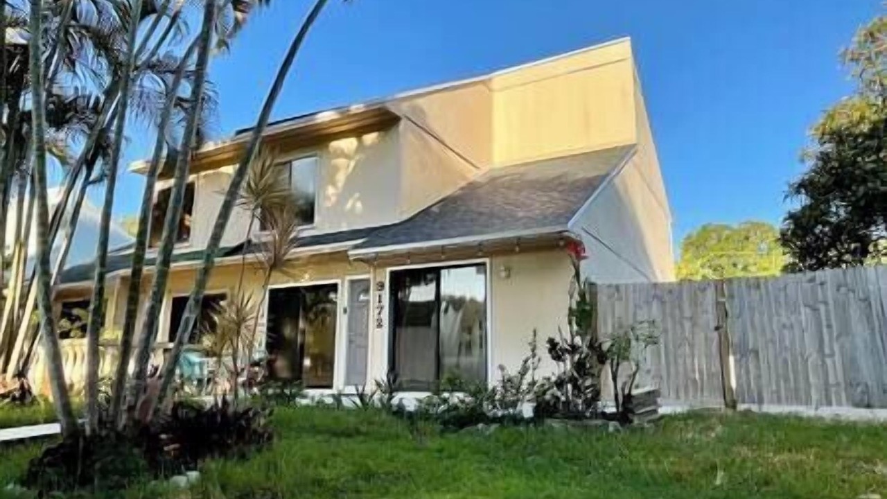 Photo of Others in BallenIsles