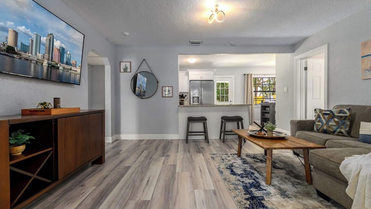 Photo of Livingroom in Ballast Point