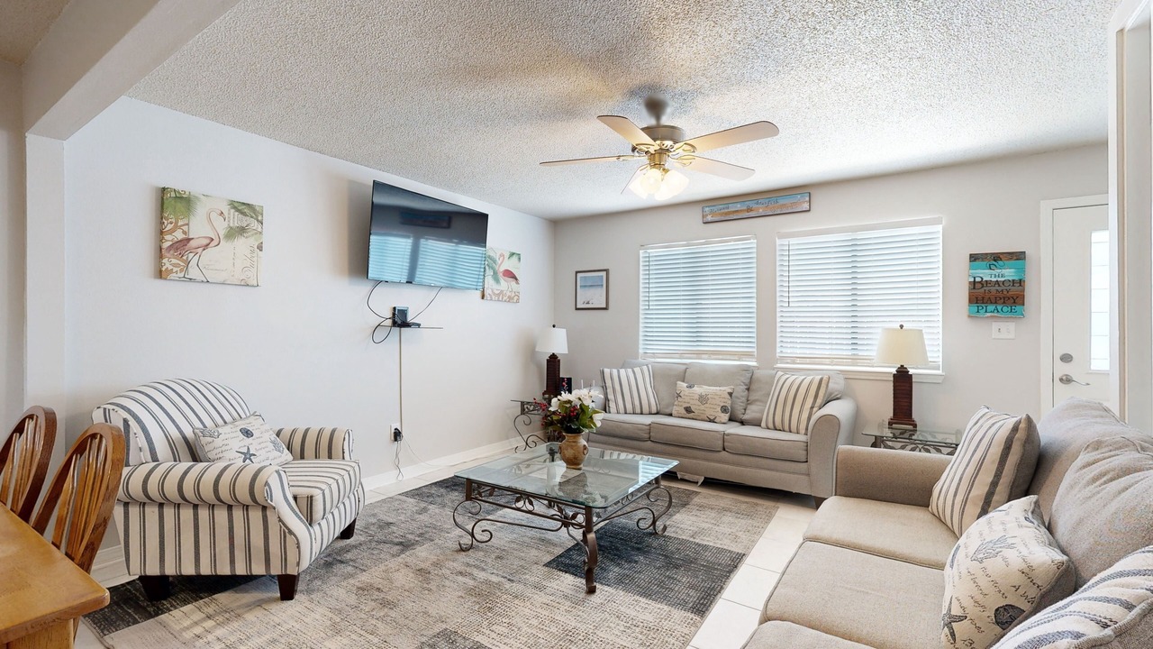 Photo of Livingroom in Sugar Beach