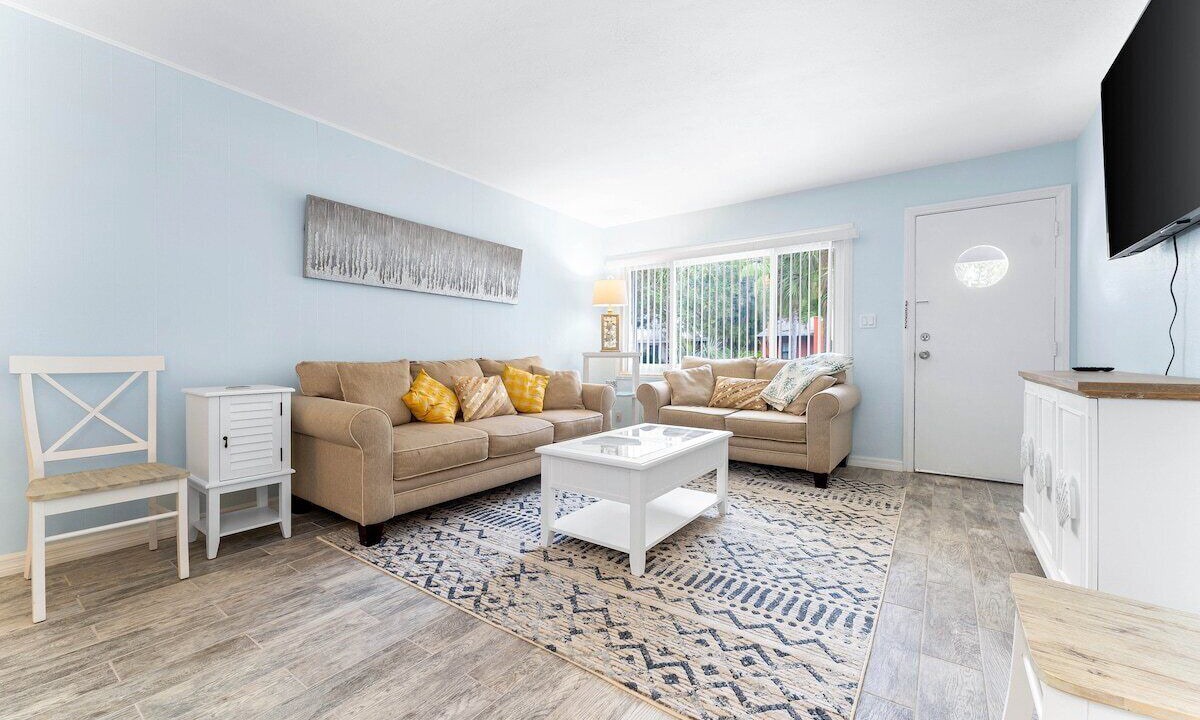 Photo of Livingroom in Laurel Park