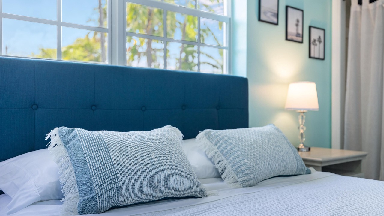 Photo of Bedroom in Surfside