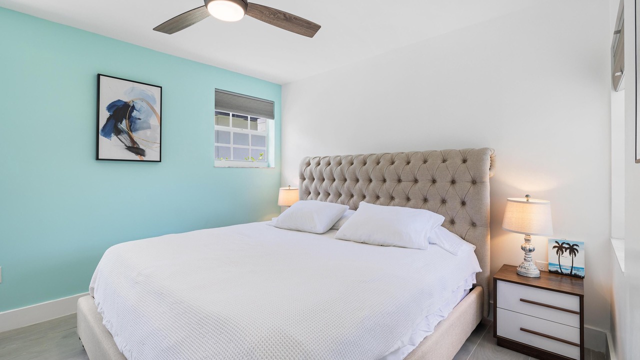 Photo of Bedroom in Surfside