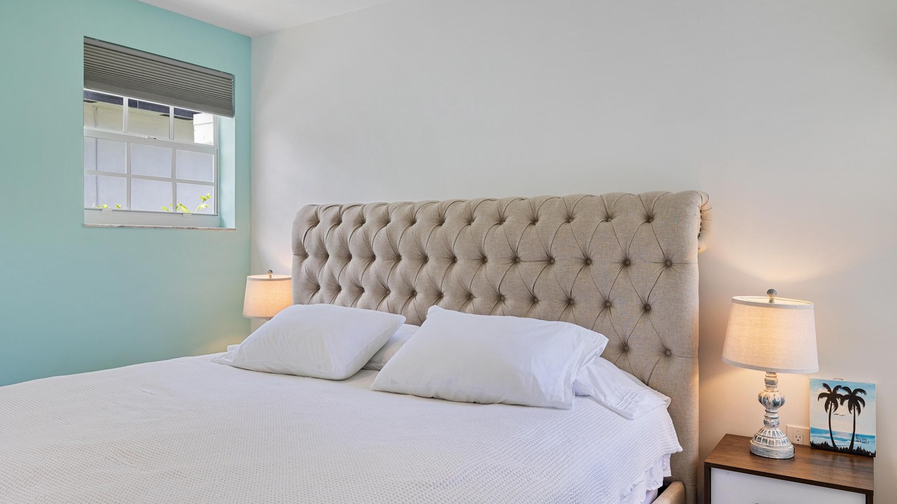 Photo of Bedroom in Surfside