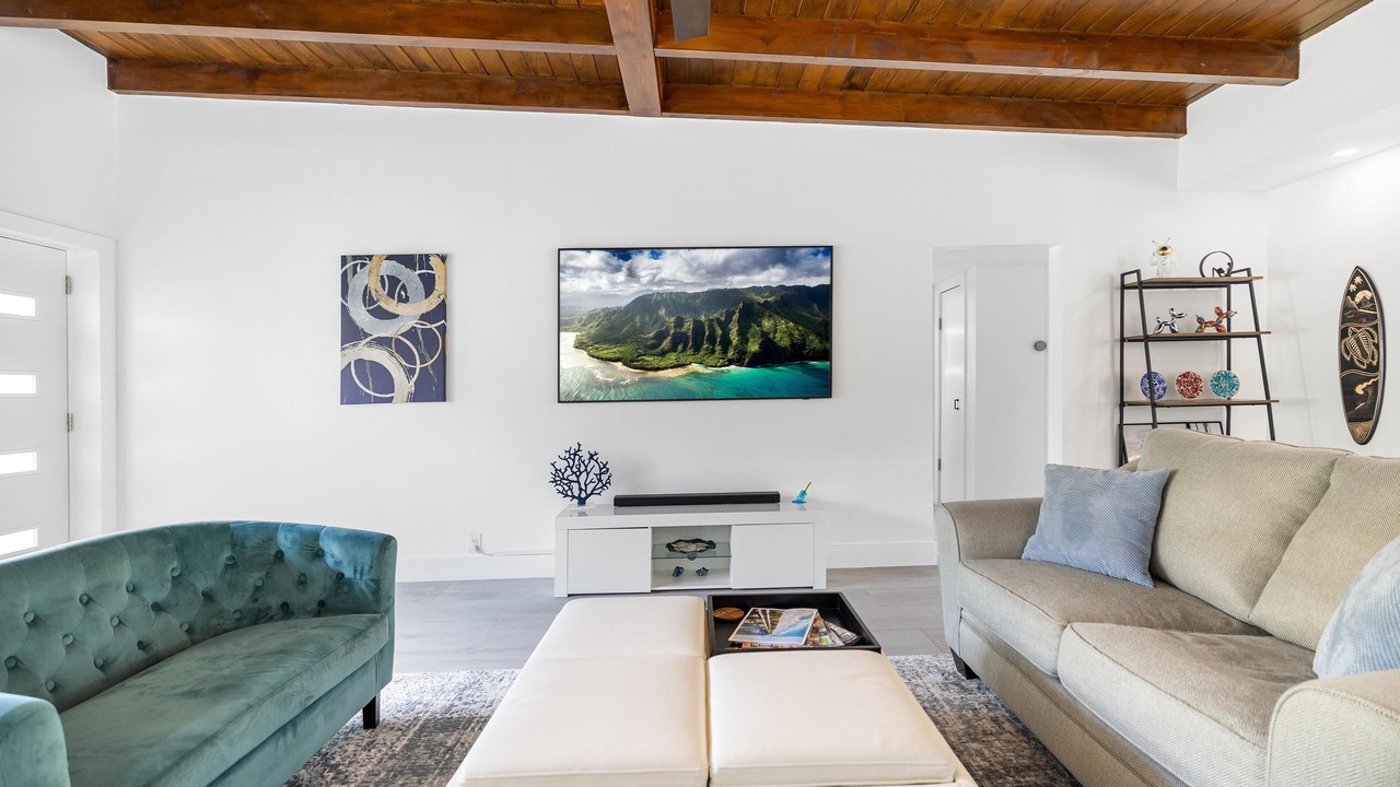 Photo of Livingroom in Surfside