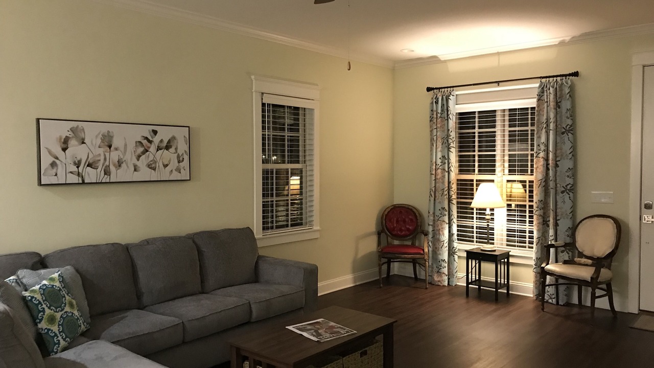 Photo of Livingroom in Washington Square