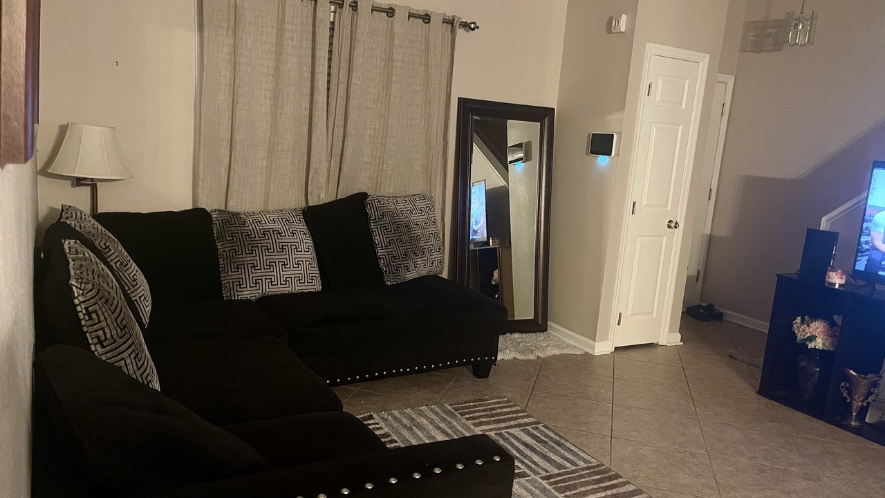 Photo of Livingroom in Tallahassee