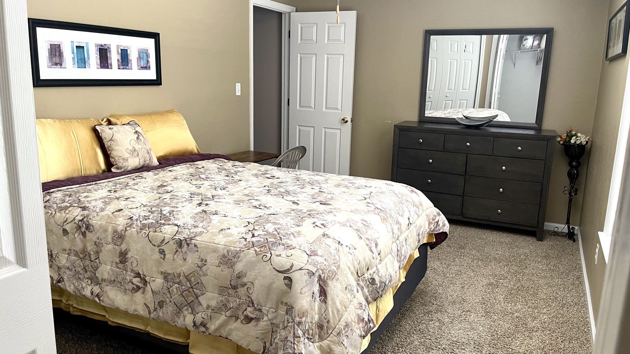 Photo of Bedroom in Tallahassee
