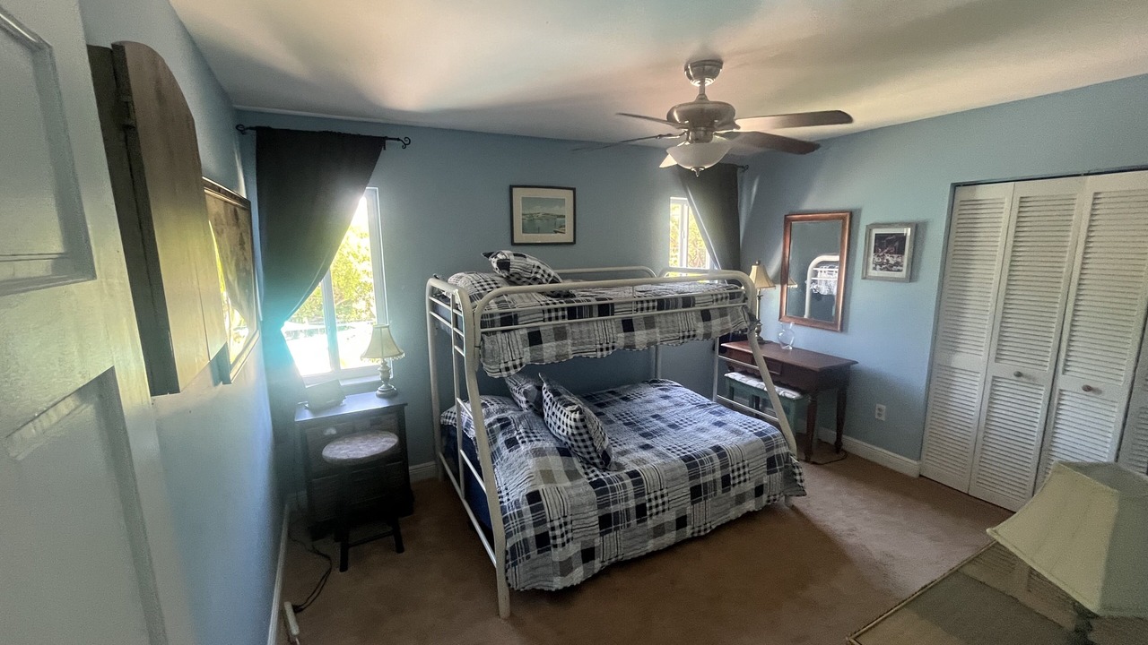 Photo of Bedroom in Tavernier