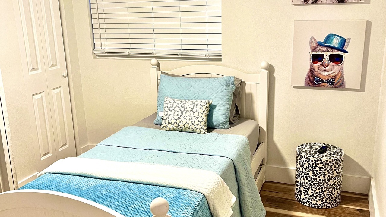Photo of Bedroom in Bearss Plaza