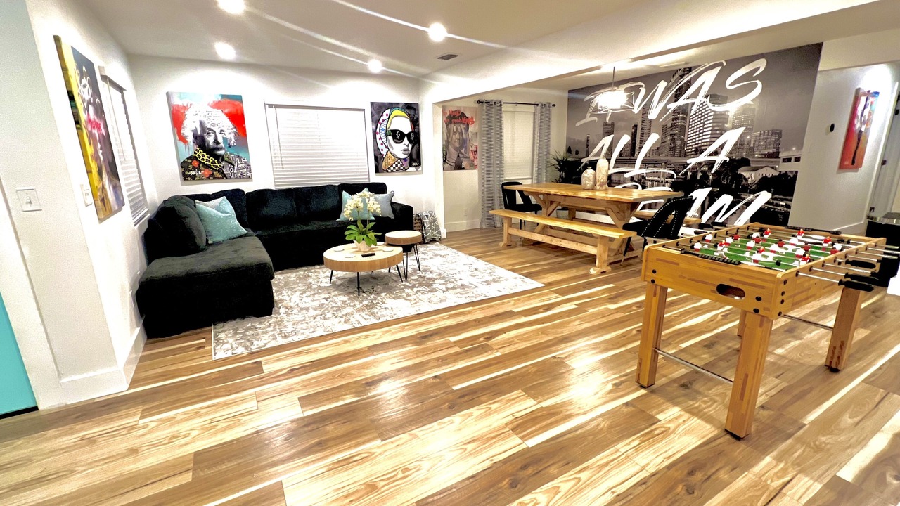 Photo of Bedroom in Bearss Plaza