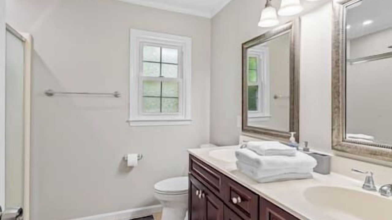 Photo of Bathroom in Elon