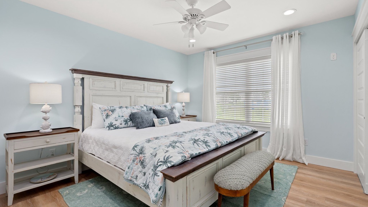 Photo of Bedroom in Mexico Beach