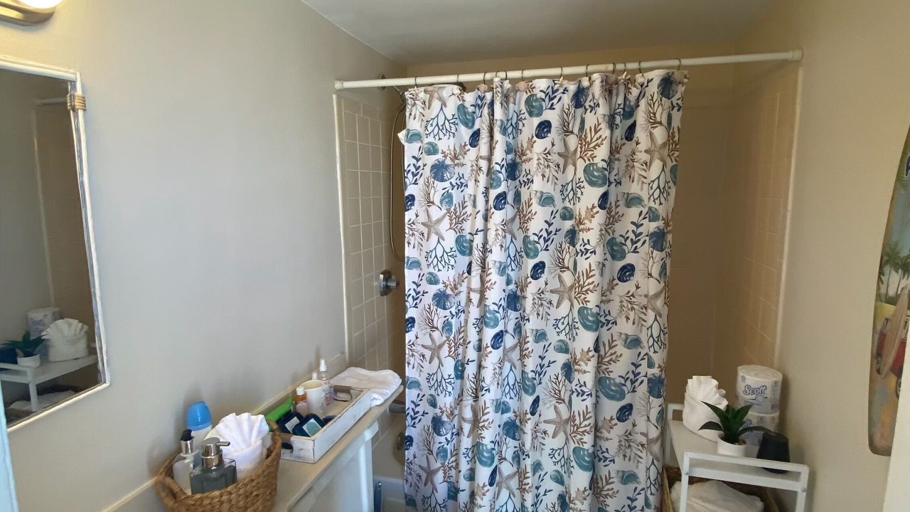 Photo of Bathroom in Bostwick Park