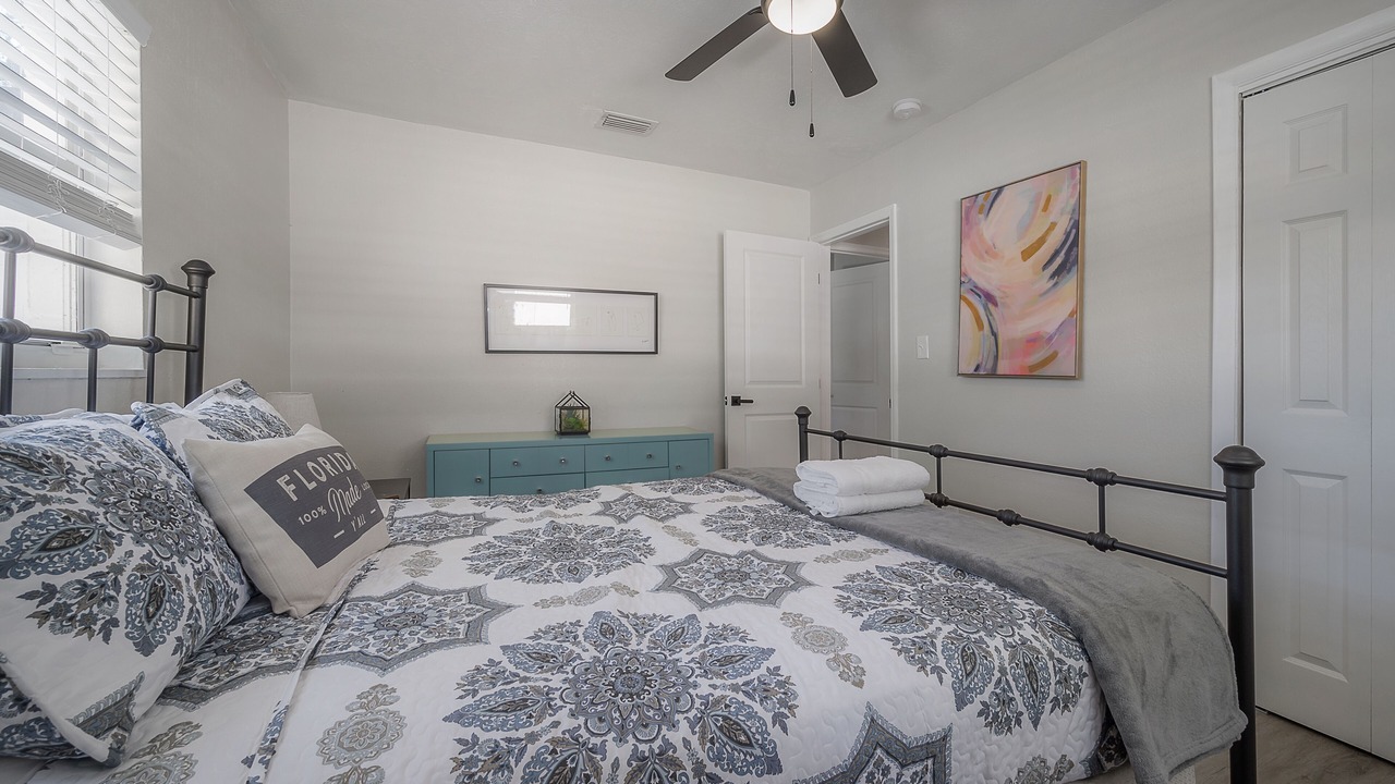 Photo of Bedroom in Temple Crest