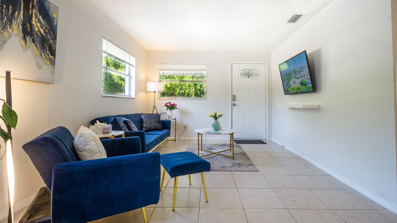 Photo of Livingroom in United Central