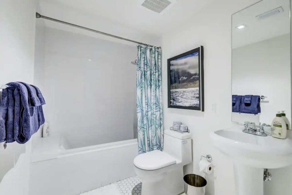 Photo of Bathroom in Survey Creek