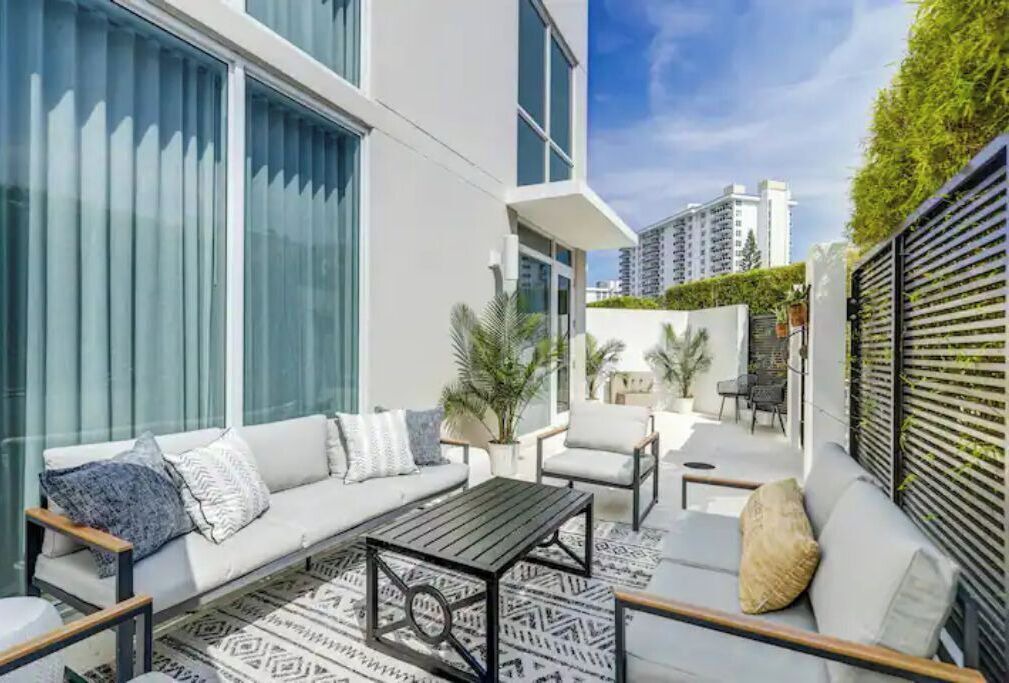 Photo of Patio Balcony in Survey Creek