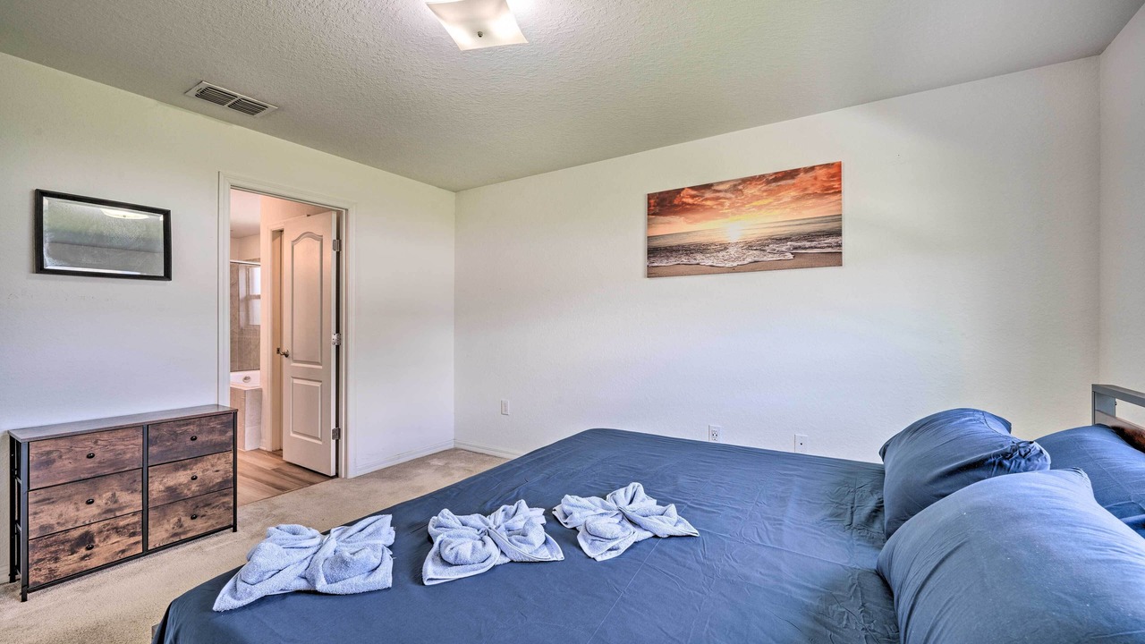 Photo of Bedroom in Cypress Gardens