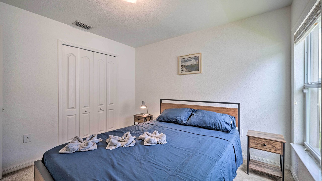 Photo of Bedroom in Cypress Gardens