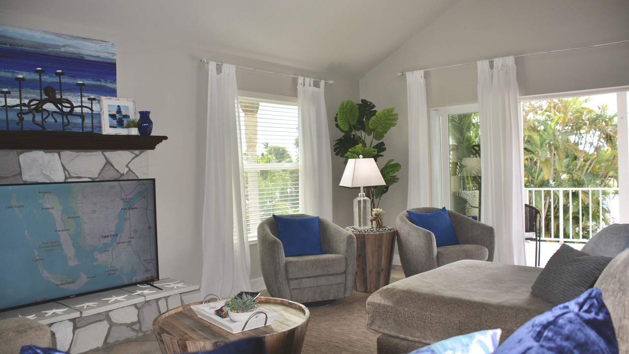 Photo of Bedroom in Bokeelia