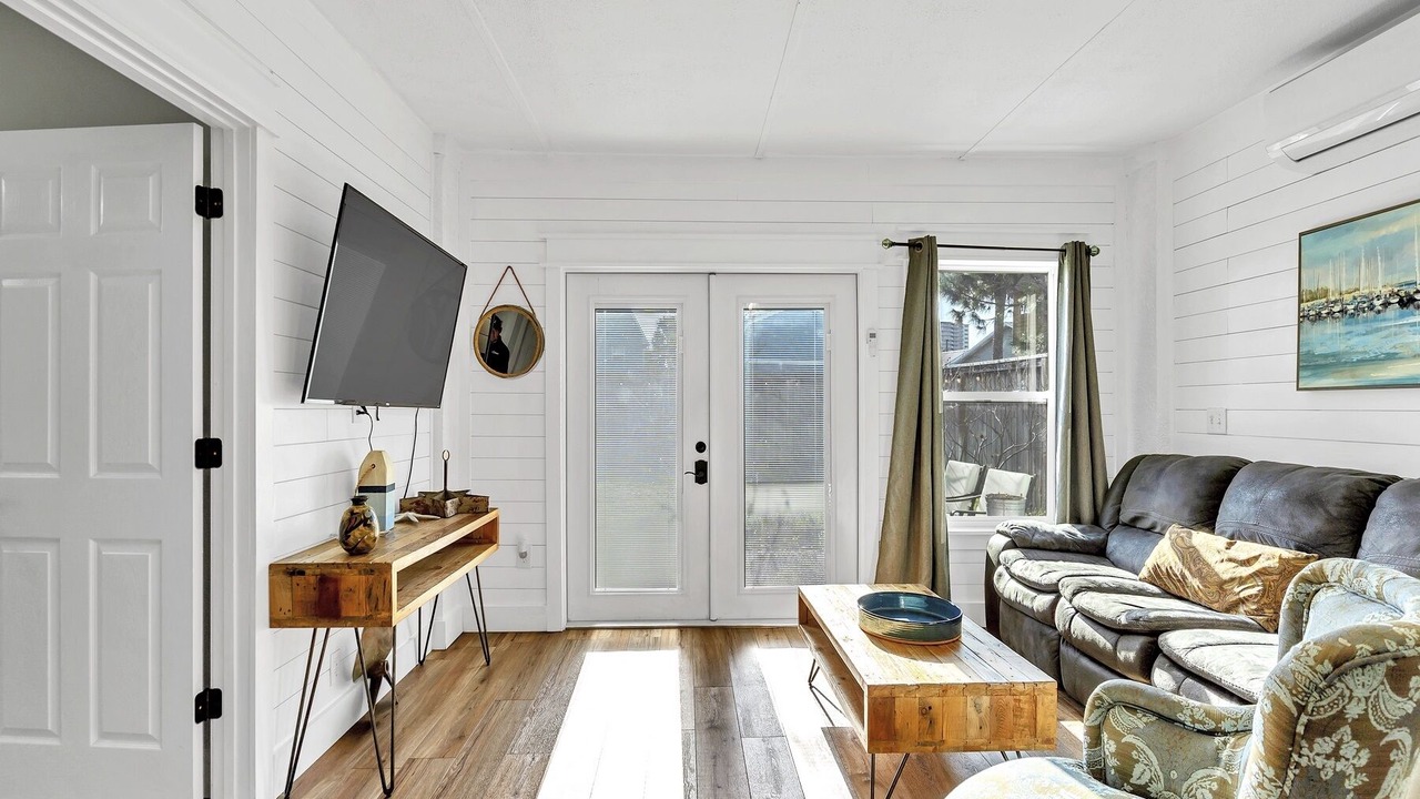 Photo of Livingroom in Holiday Beach