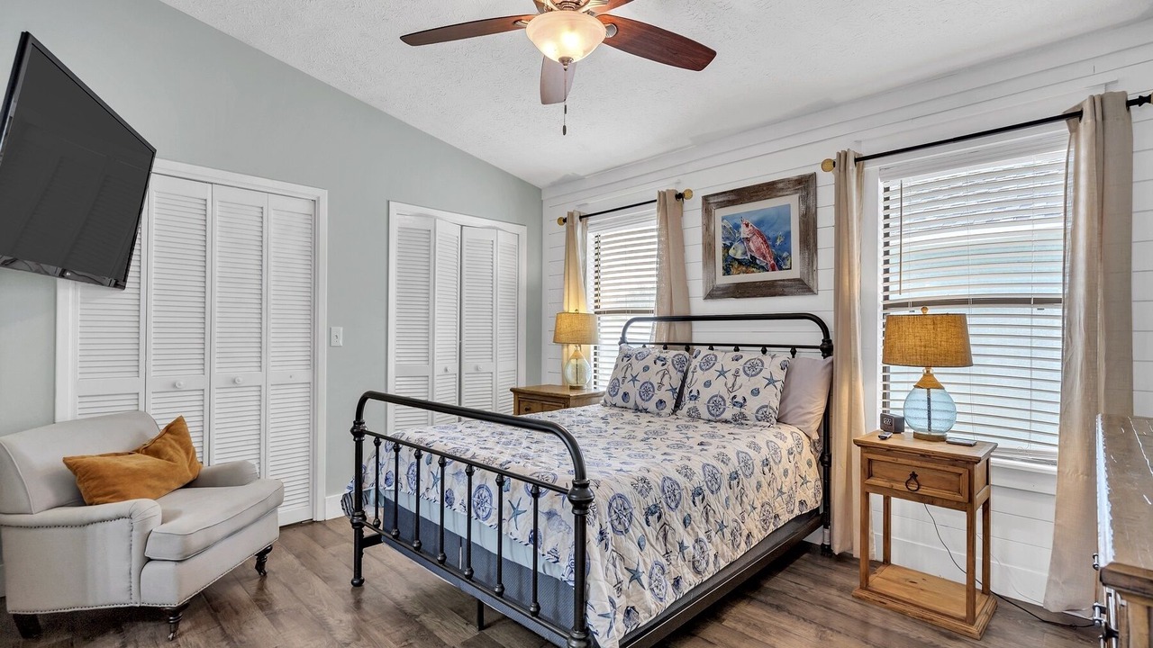 Photo of Bedroom in Holiday Beach