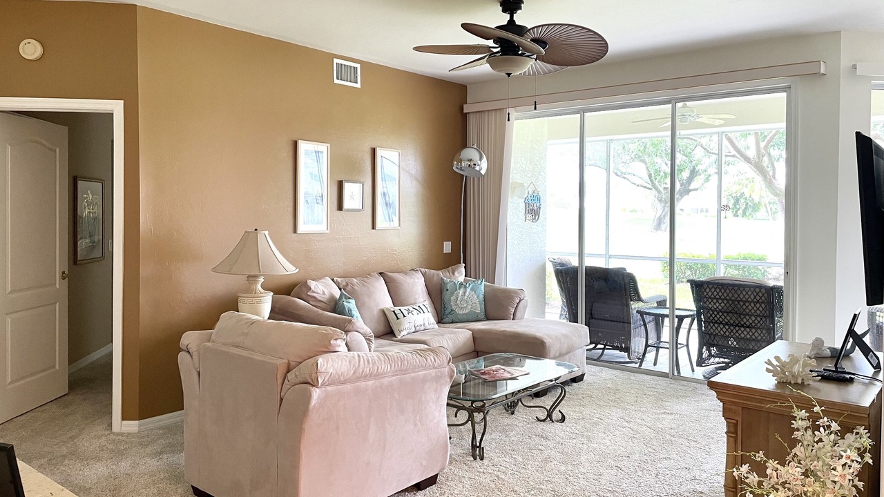 Photo of Livingroom in Iona