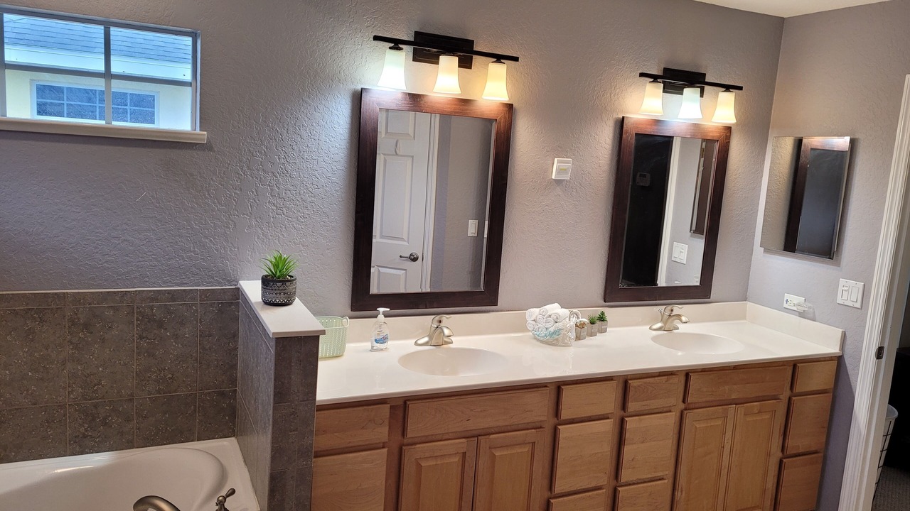 Photo of Bathroom in Sylvan Shores