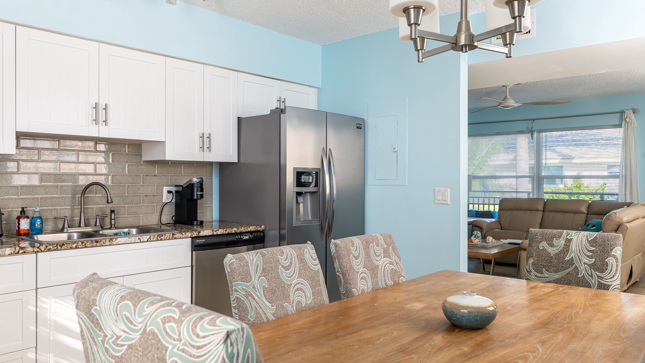 Photo of Livingroom in Palm Beach Shores