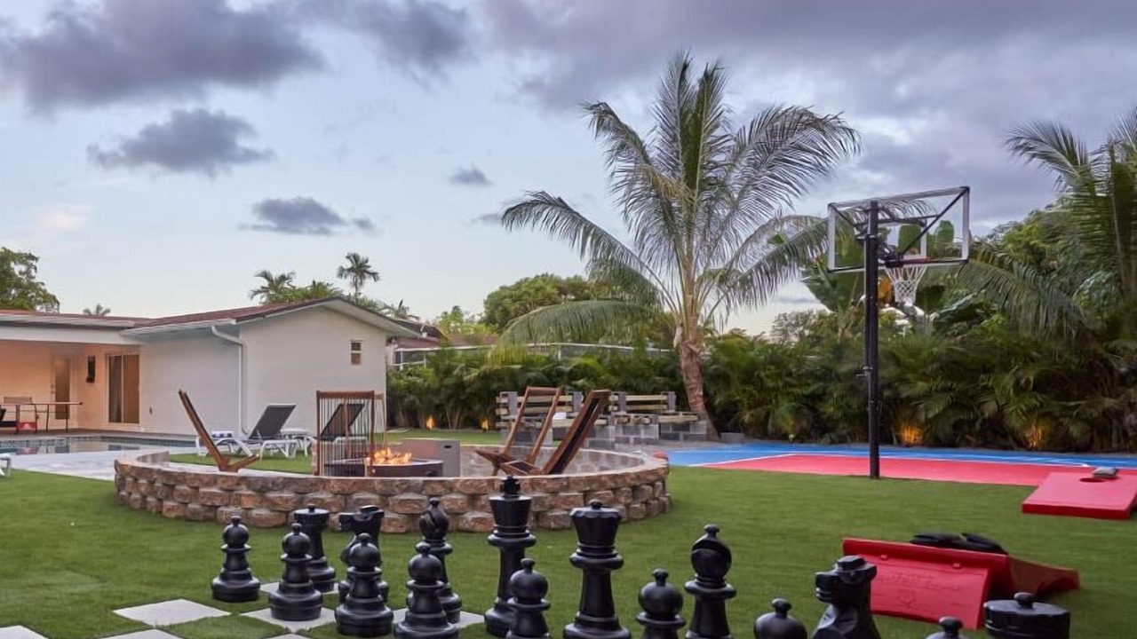 Photo of Outdoor in Golden Glades