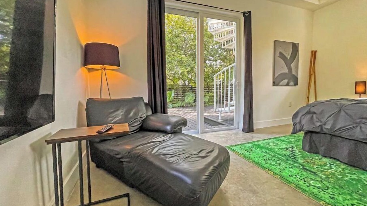 Photo of Livingroom in El Portal