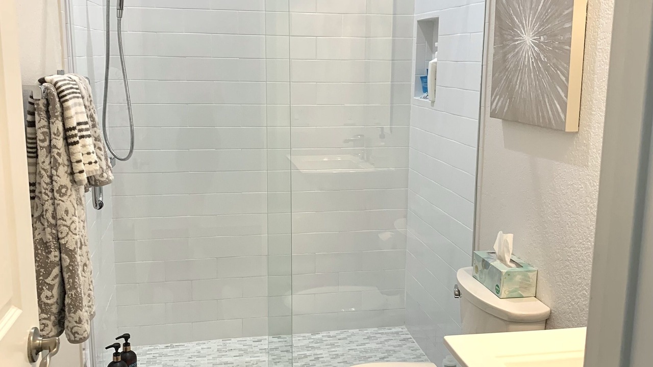 Photo of Bathroom in Greater Northdale