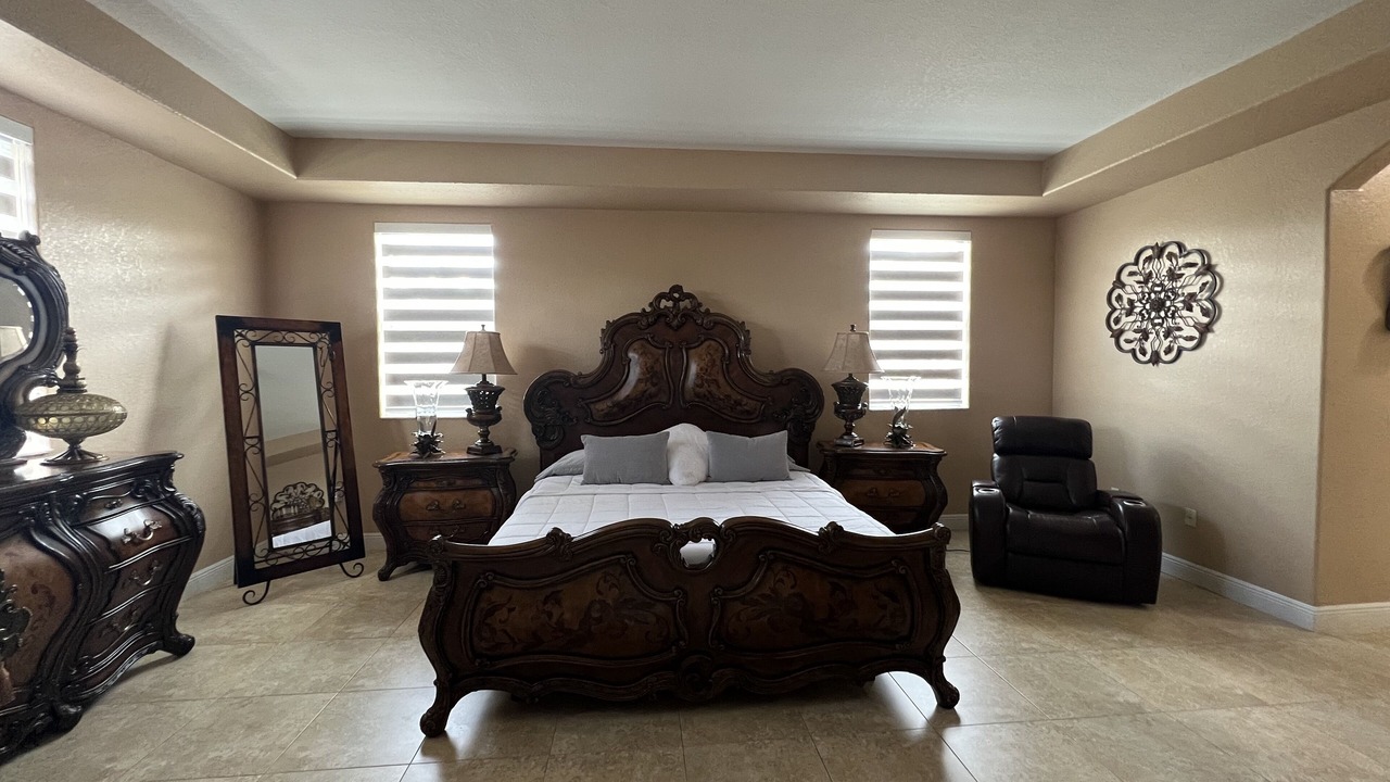 Photo of Bedroom in Miami Lakes