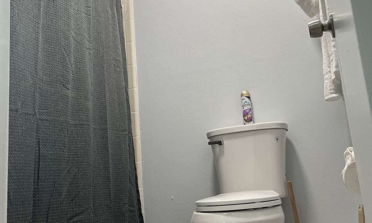 Photo of Bathroom in Buena Ventura Lakes