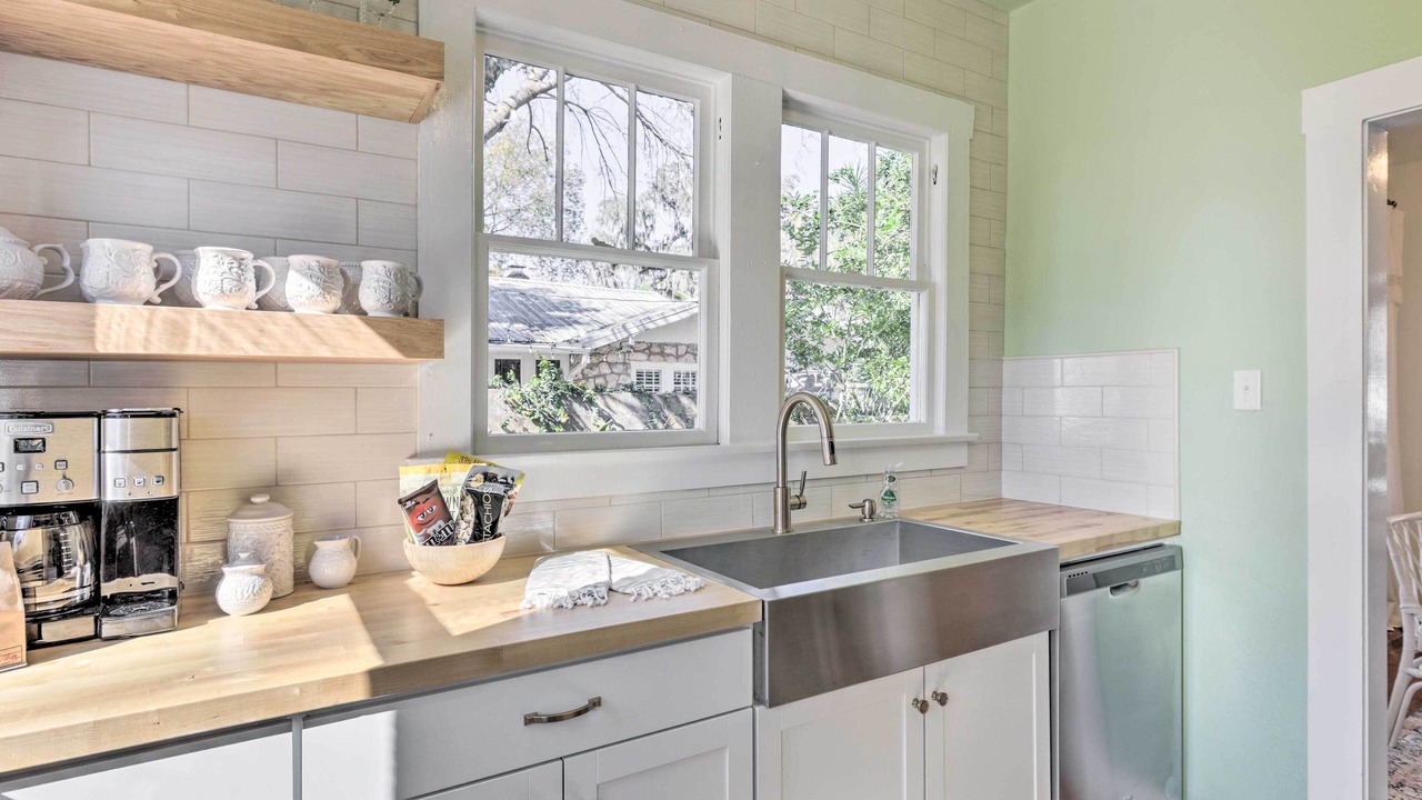 Photo of Kitchen in Historic District