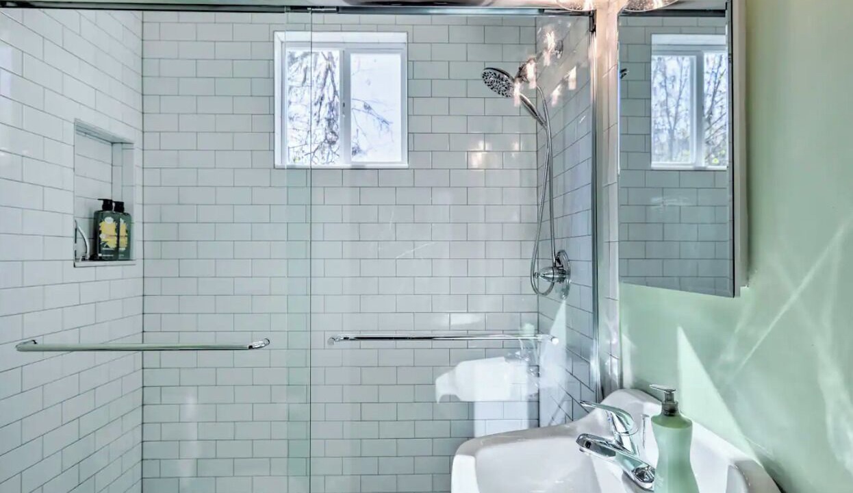 Photo of Bathroom in Historic District