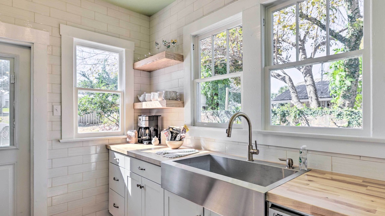 Photo of Kitchen in Historic District