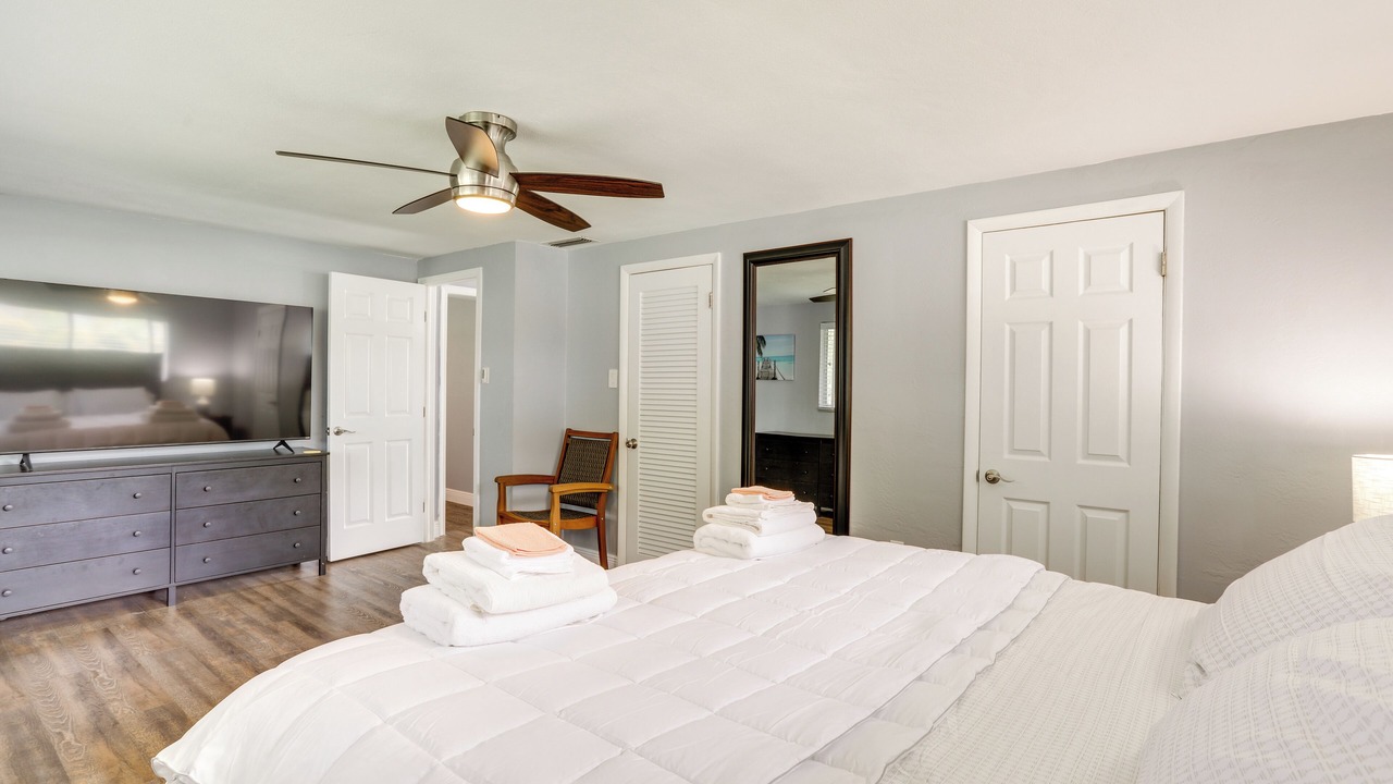 Photo of Bedroom in Pinellas Park